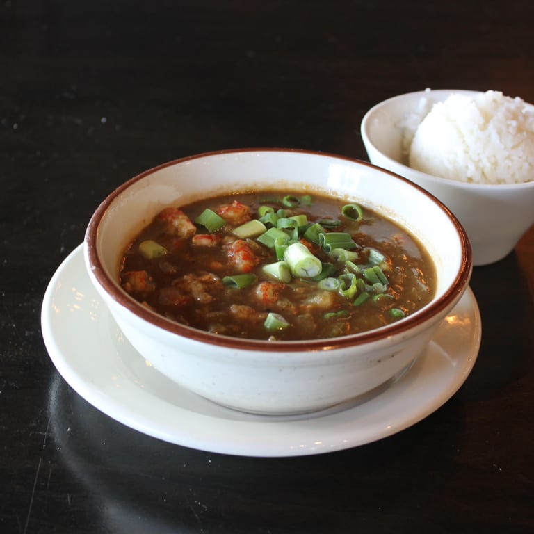 Crawfish Delights: Seafood and Cajun Specialties