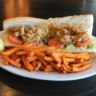 Alligator Poboy